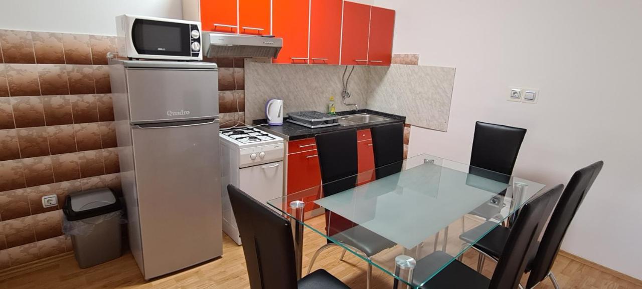 Kilic Apartments Трогир Екстериор снимка