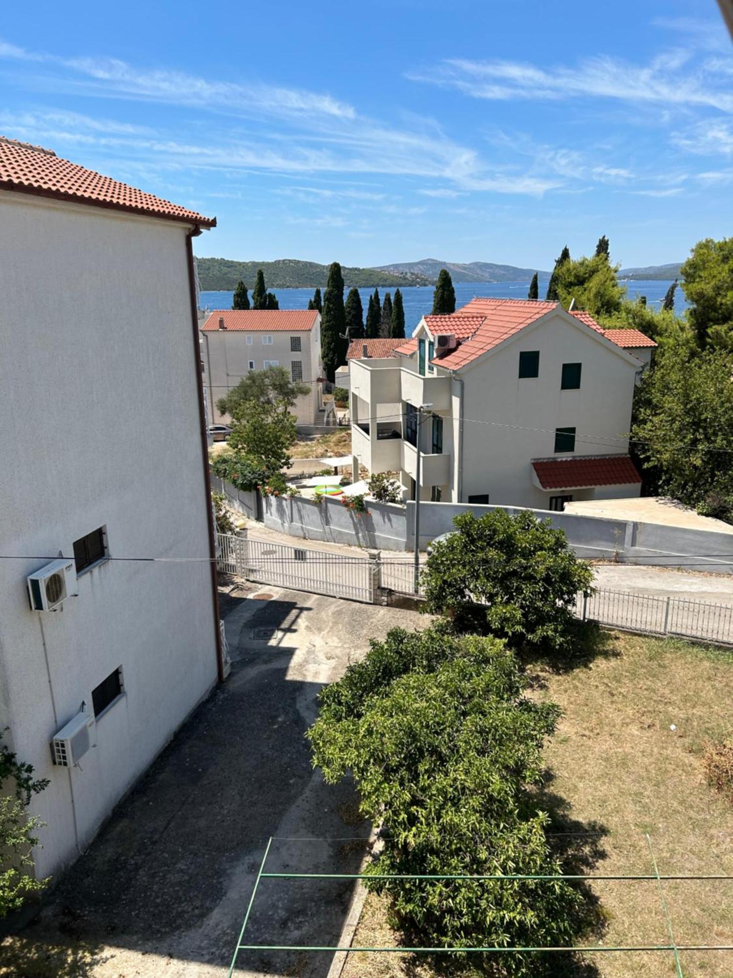 Kilic Apartments Трогир Екстериор снимка