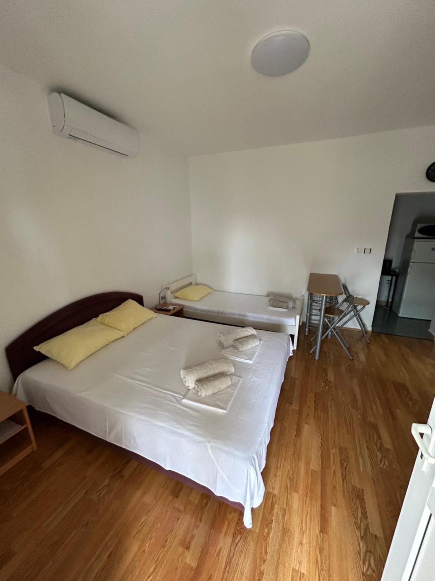 Kilic Apartments Трогир Екстериор снимка