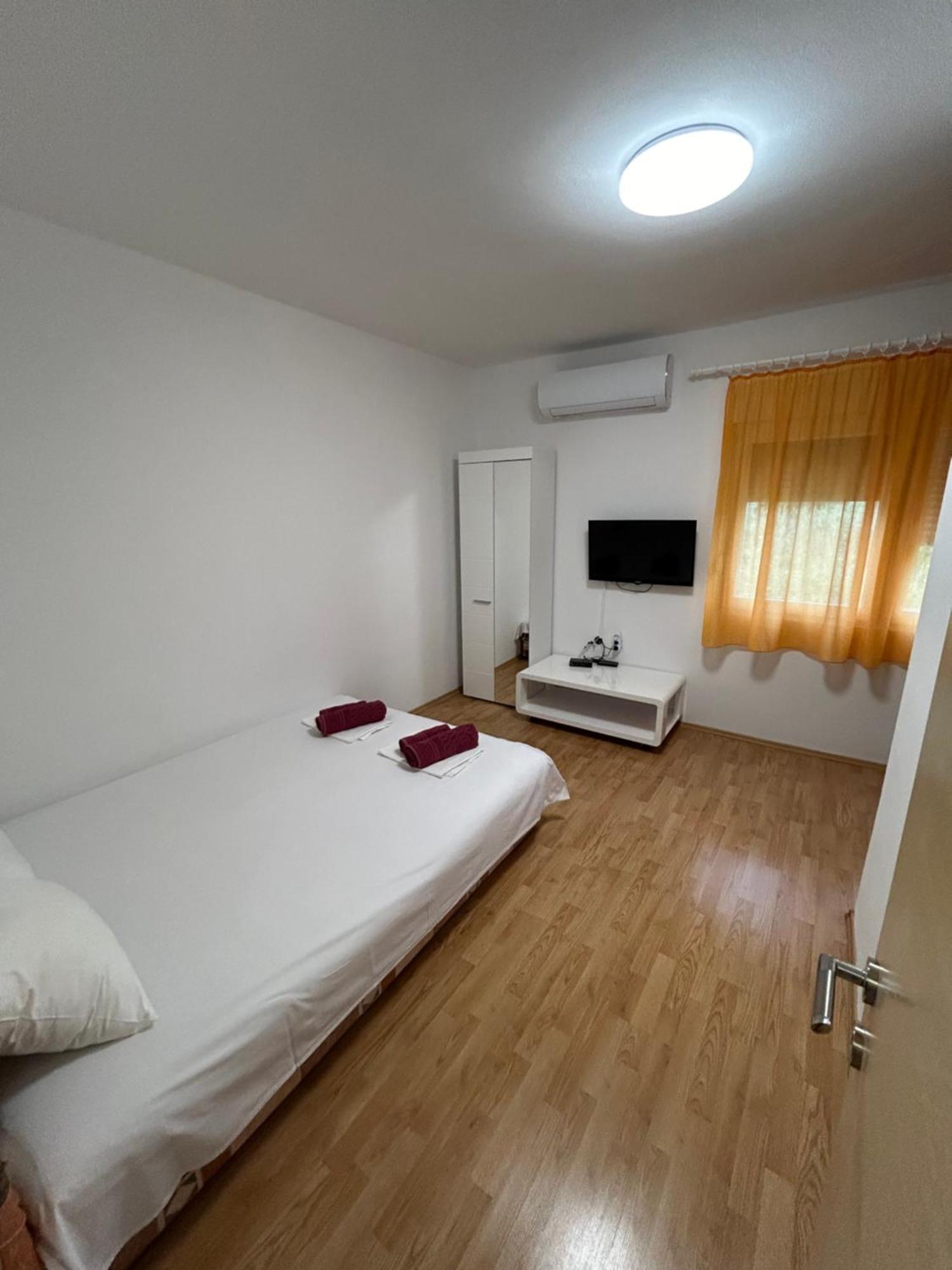 Kilic Apartments Трогир Екстериор снимка